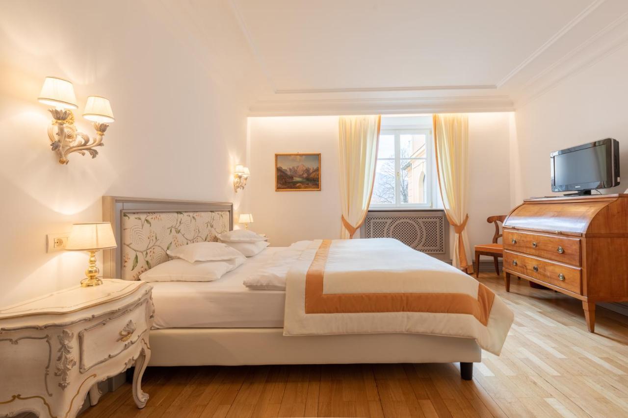 Hotel Elephant Брессаноне Экстерьер фото
